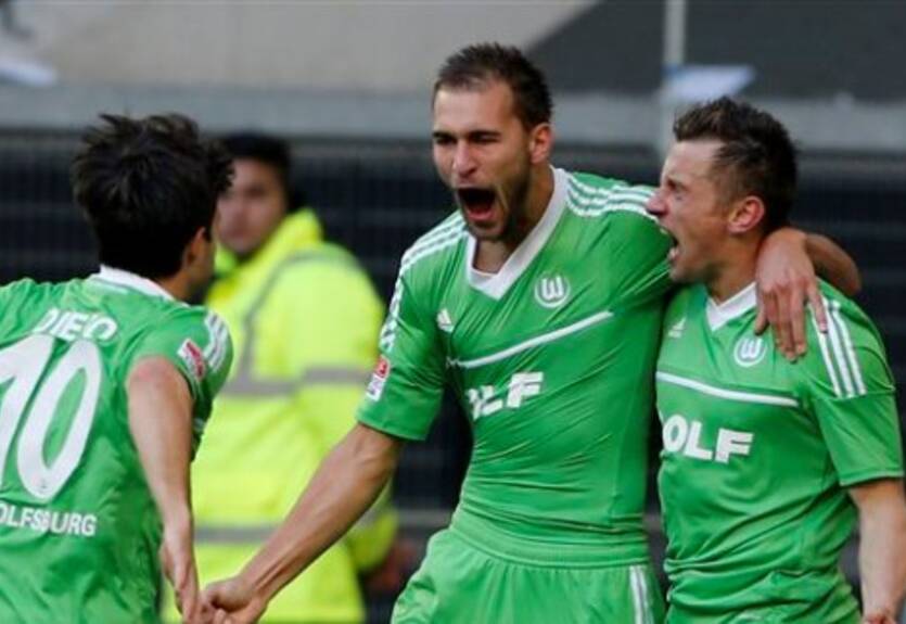 Победы Вольфсбурга и Гладбаха, феерический камбэк Ганновера + ВИДЕО