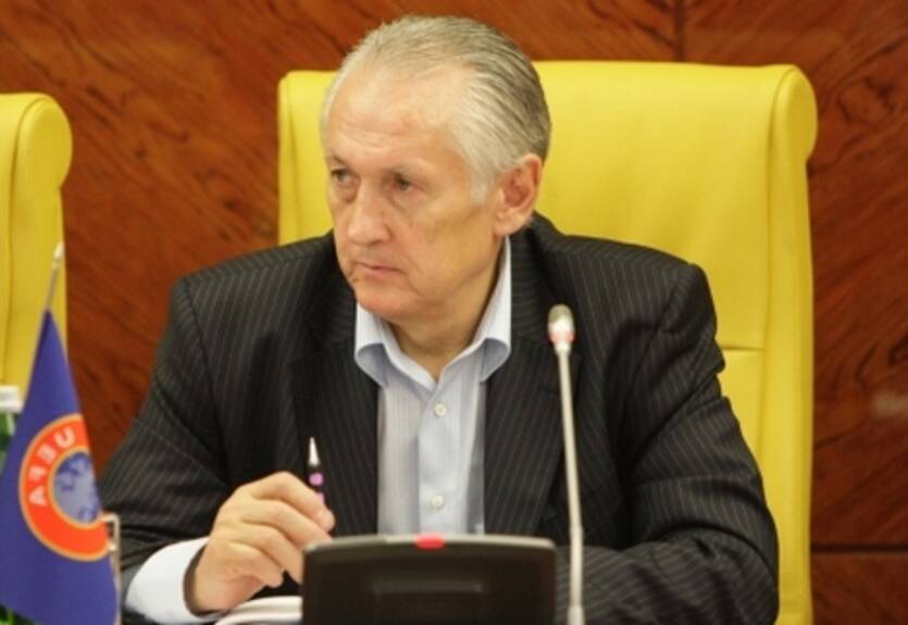 Фоменко: "Пока ни одного из претендентов назвать фаворитом я не могу"
