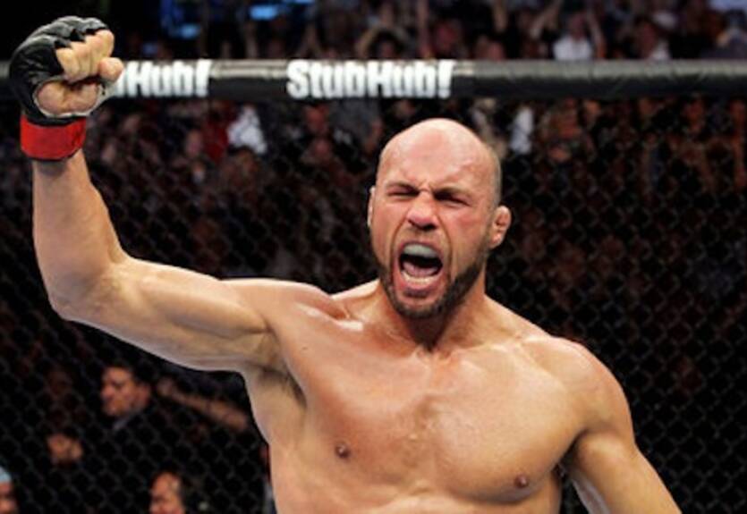 Кутюр: "У Соннена есть все шансы одолеть Джонса"