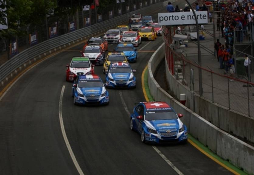 WTCC. Сузука. Третий поул Меню