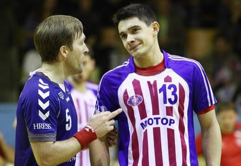 Гандбол. Афлитулин: "Один из игроков Хаукара бросил в меня мяч"