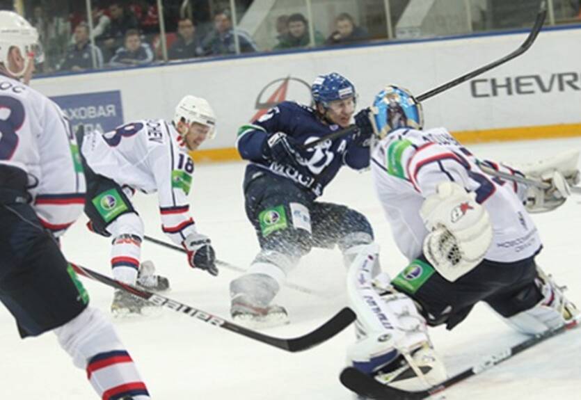 КХЛ. Голевая феерия в Питере, Сибирь бьет Динамо М в овертайме