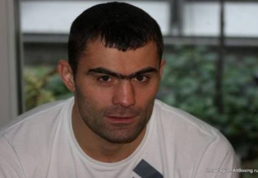 Чахкиев: "Хук готов биться со мной в следующем году"