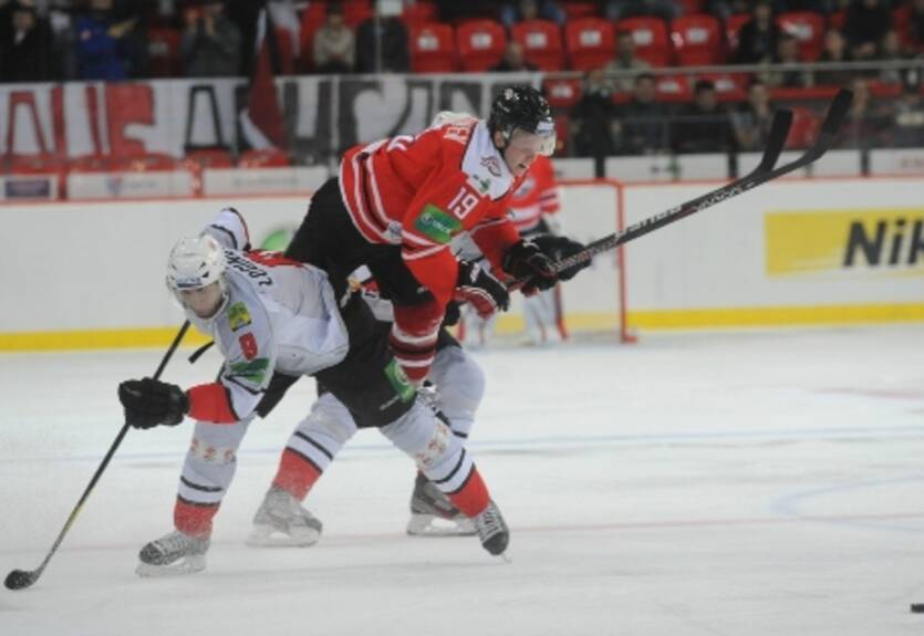 КХЛ. Амур приютил Логинова