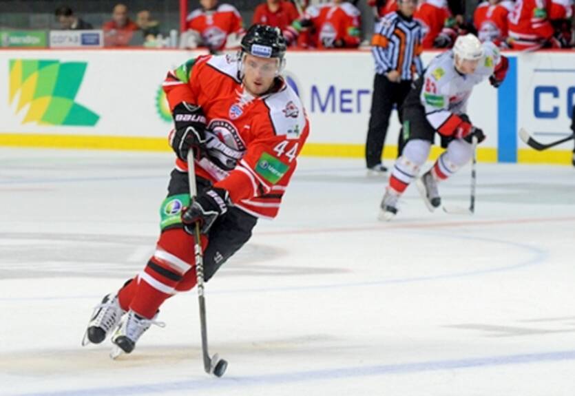 КХЛ. Варламов: "Люблю играть при полных трибунах"