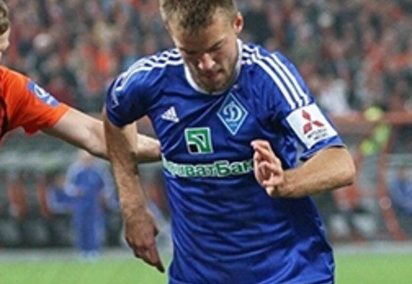 Ярмоленко: "На поле нужно играть всей команде"