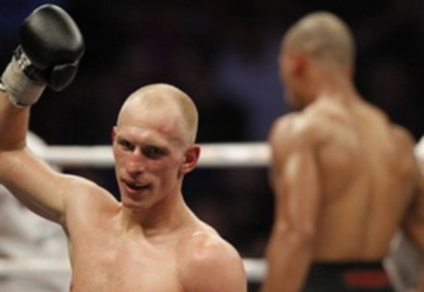 Влодарчик решением судей оказался сильнее Паласиоса