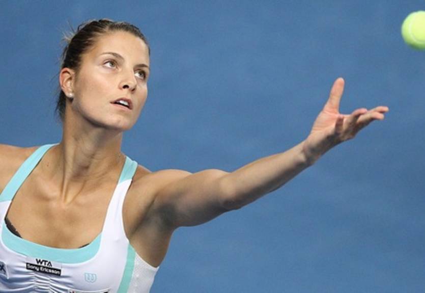 Гуанчжоу (WTA). Легкая прогулка Робсон, успехи Минеллы и Схеперс