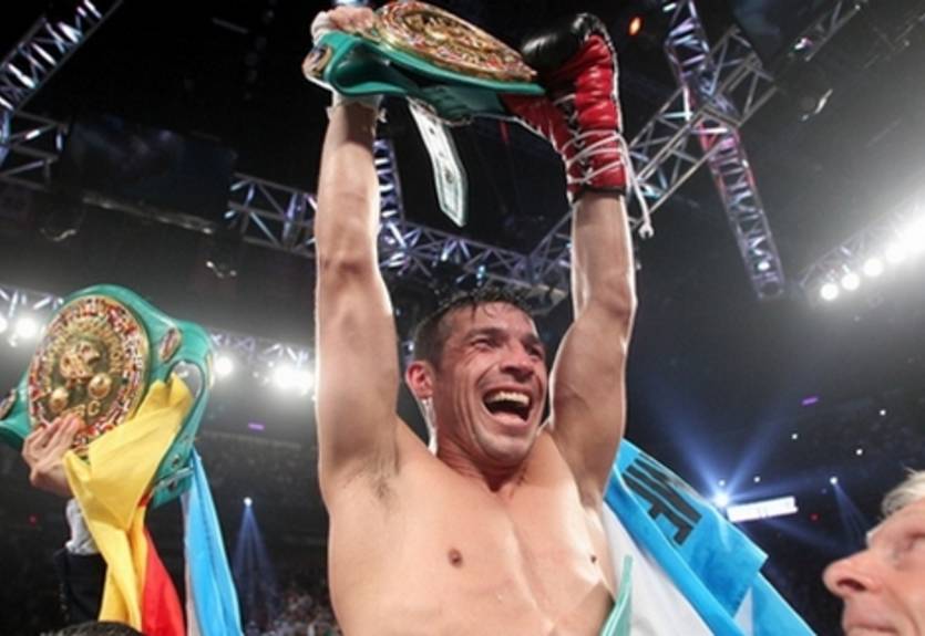 Мартинес: "букет травм" после боя с Чавесом