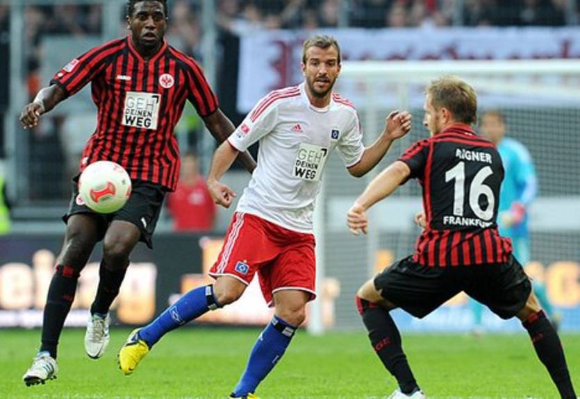 Фейерверк во Фрайбурге, Айнтрахт догнал Баварию + ВИДЕО