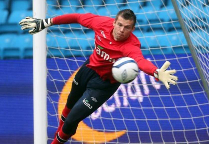 Голкипер сборной Норвегии воюет с прессой + ВИДЕО