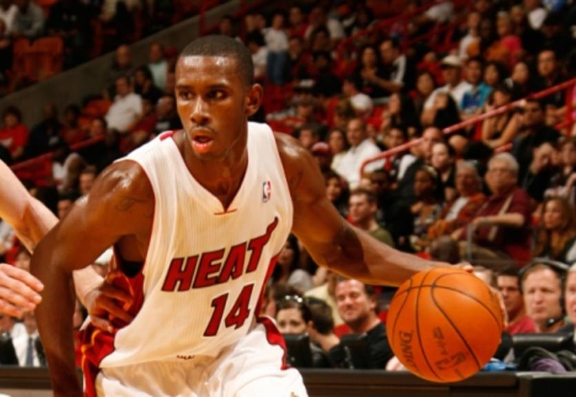 НБА. Харрис остается в Майами