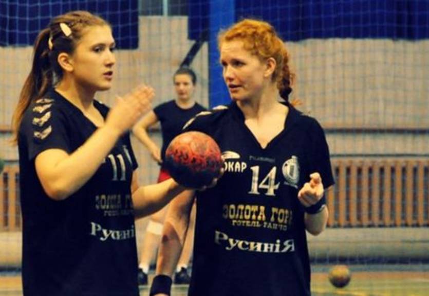 Гандбол. Чемпионки Украины провели два спарринга с белорусками