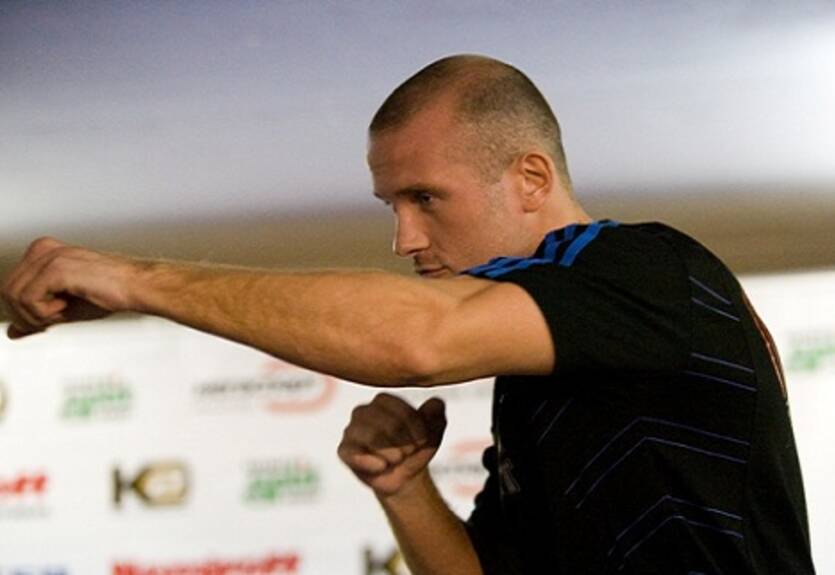 Узелков встретится с Клеверли