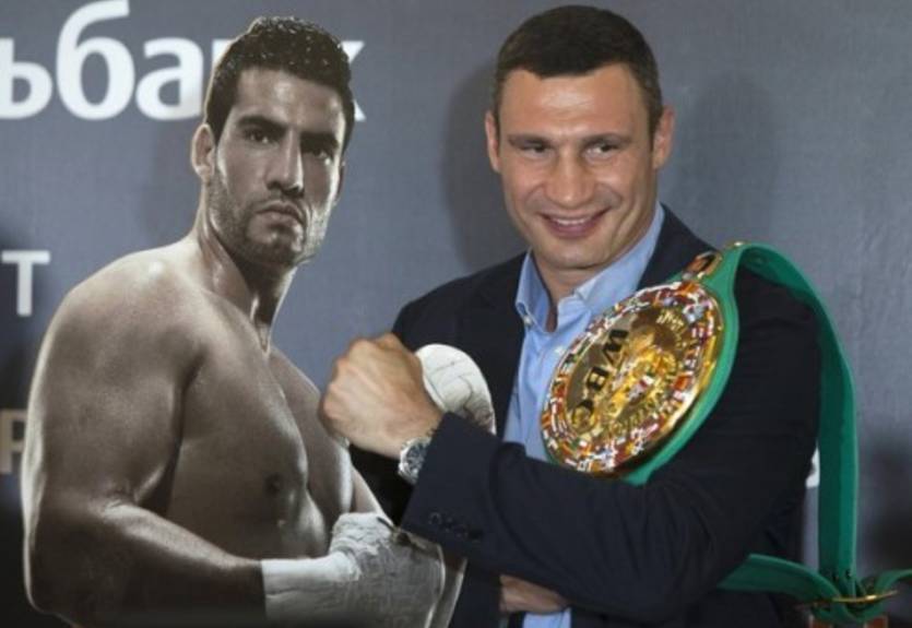 Кличко и Чарр прибыли в Москву