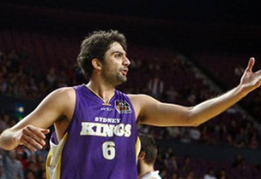 Проком подписывает австралийца