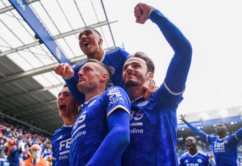 Лестер показал новую форму необычного цвета