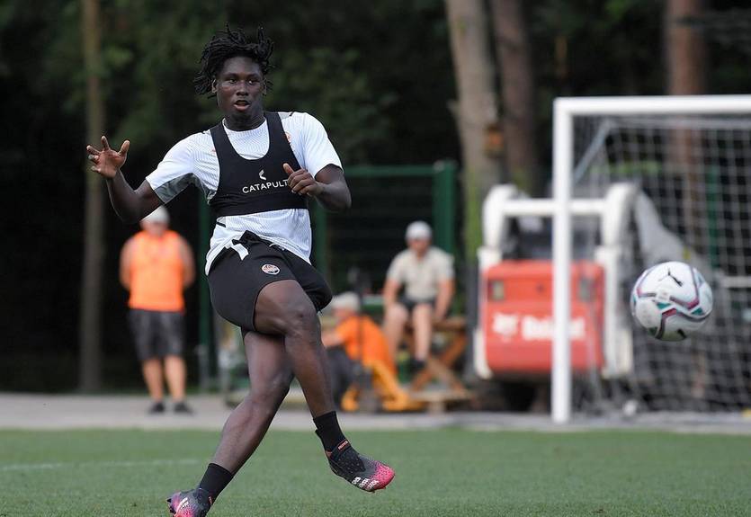 Траоре рассказал, почему перешел из Аякса в Шахтер