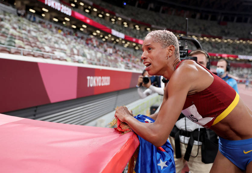 Барселона поздравила свою легкоатлетку, побившую мировой рекорд украинки Барселона поздравила свою легкоатлетку, побившую мировой рекорд украинки