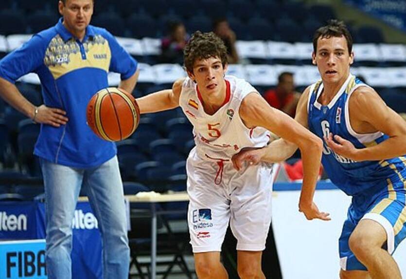 Чемпионат Европы U-18. Испания громит Украину