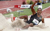 Легкая атлетика. Тейлор выигрывает тройной прыжок