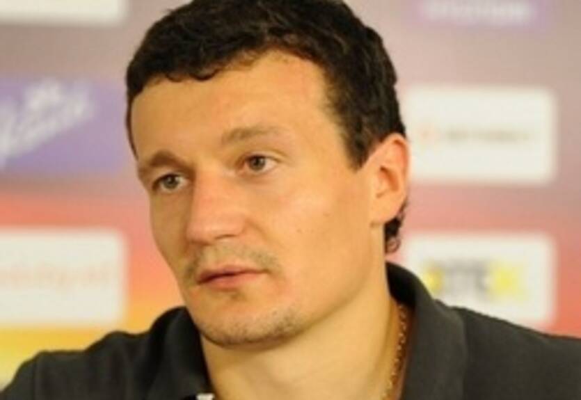 Федецкий: "Очень давно хотел надеть футболку Шахтера"