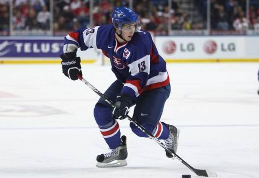 НХЛ. Детройт оформил контракт с форвардом