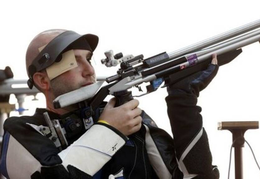 Айвазян в перестрелке упустил путевку в финал