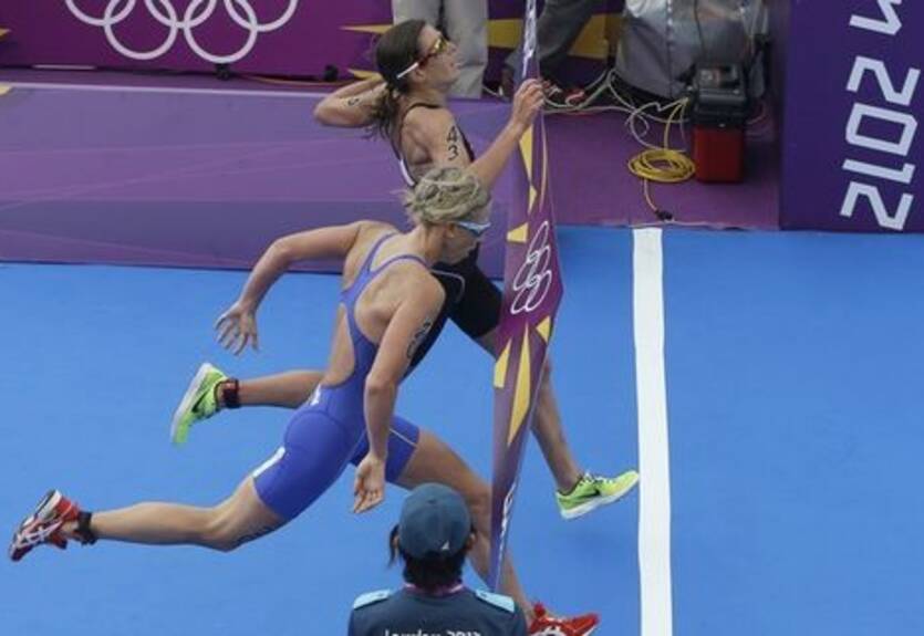 Швейцария берет первую медаль