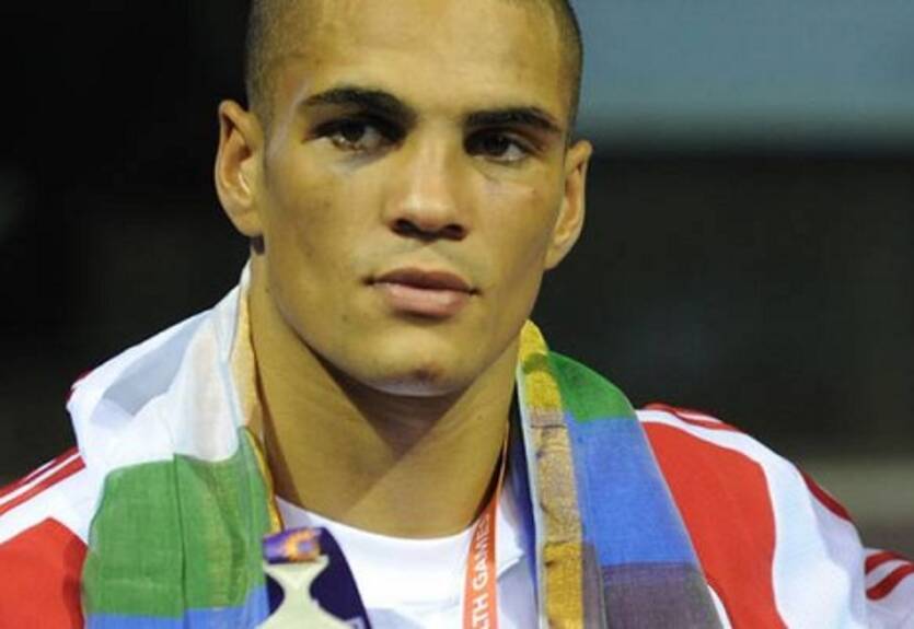 Бокс. "Огого нужно сохранять спокойствие, чтобы победить Хитрова"