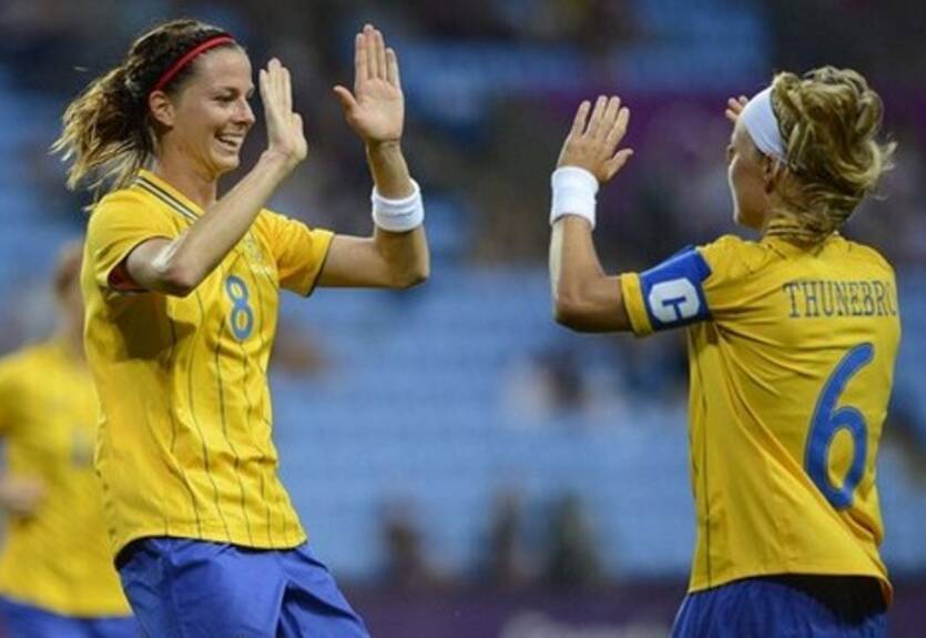 Футбол. Женщины. Швеция, Япония и Канада выходят в четвертьфинал