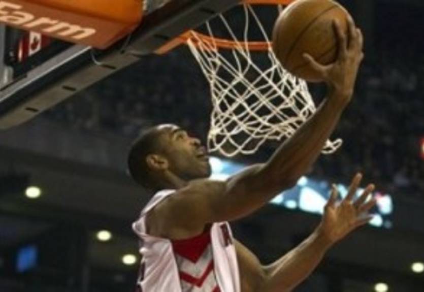 НБА. Андерсон остается в Торонто