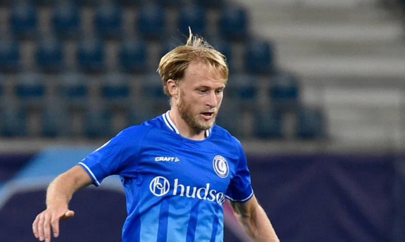 Роман Безус