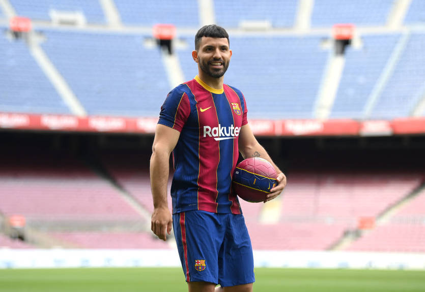 Стала известна судьба Агуэро в Барселоне после ухода Месси