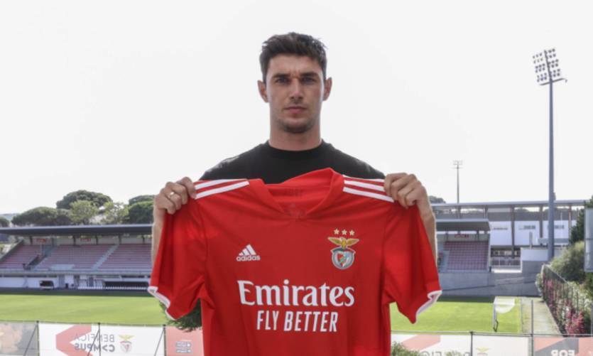 Роман Яремчук  / ФК Бенфика