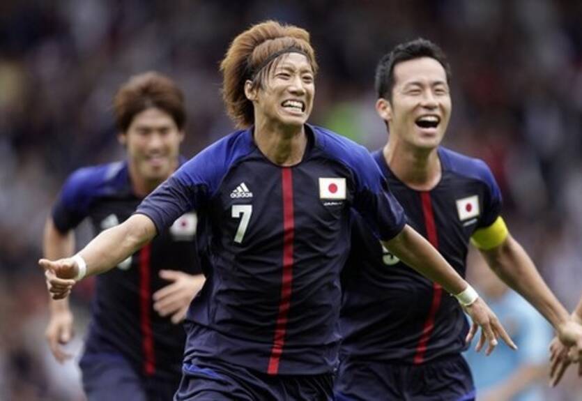 Япония сенсационно бьет Испанию