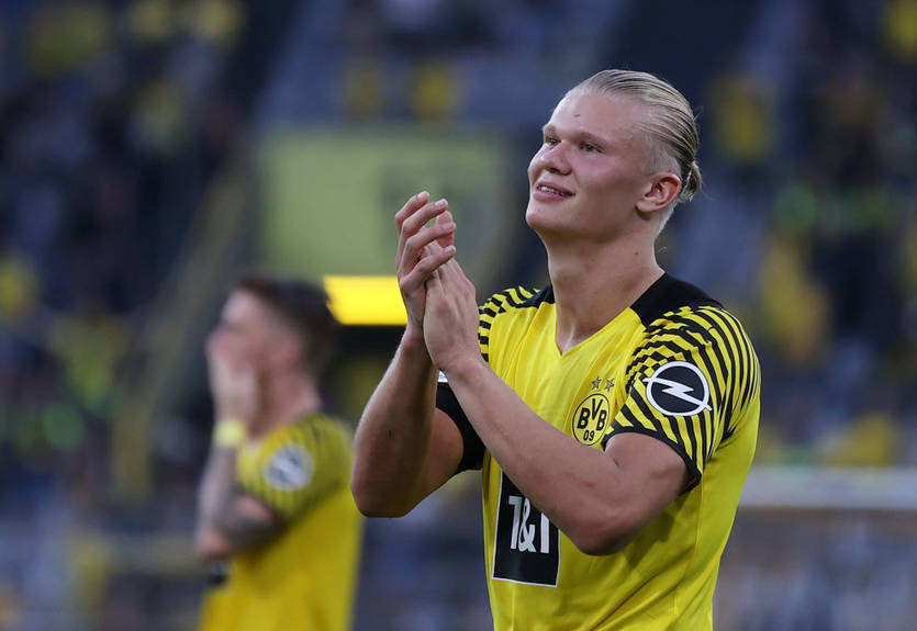 Холанд обеспечил Боруссии Д победу над Айнтрахом, поучаствовав в пяти голах