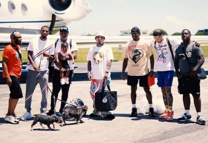 Самолет Джервонты Дэвиса разбился с боксером на борту