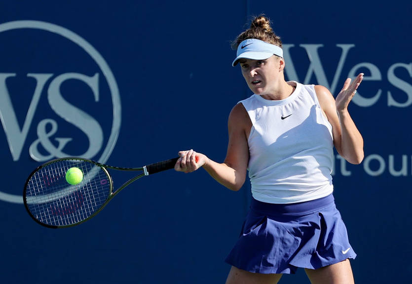 Свитолина добилась победы в двухдневной битве с Ферро в Чикаго