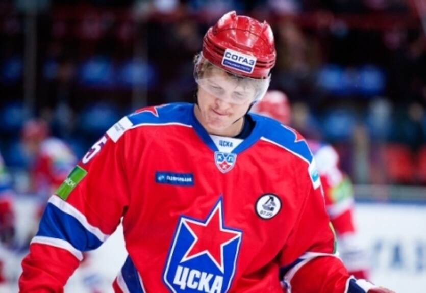 КХЛ. Авангард подпишет Бадюкова