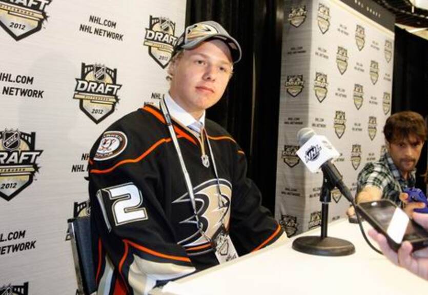 НХЛ. Анахайм: защитник с драфта-2012