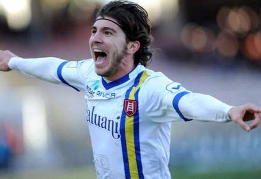 Официально: Кьево арендовал форварда Милана