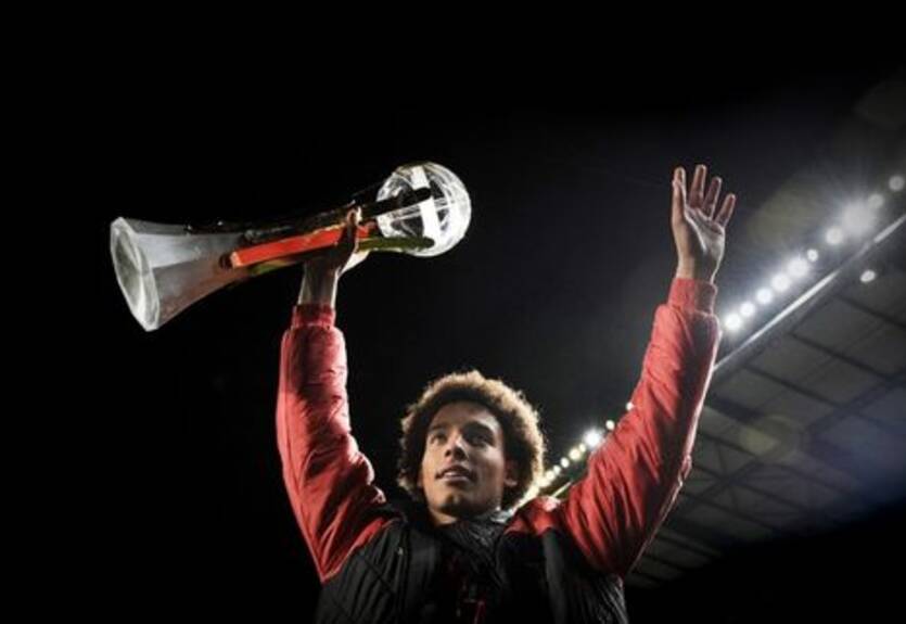 Челси вступает в борьбу за Витселя