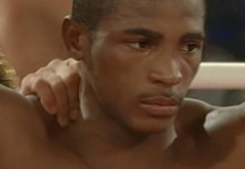 Лара победил Эрнандеса