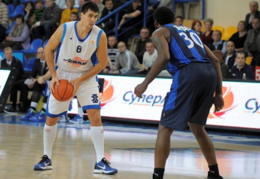 Уникаха заинтересовалась Артуром Дроздовым