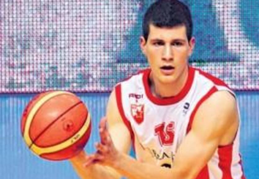 Лиетувос Ритас подпишет серба