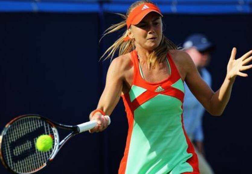 Истбурн (WTA). Бартоли обыграла Возняк, Гантухова уступила Пащек