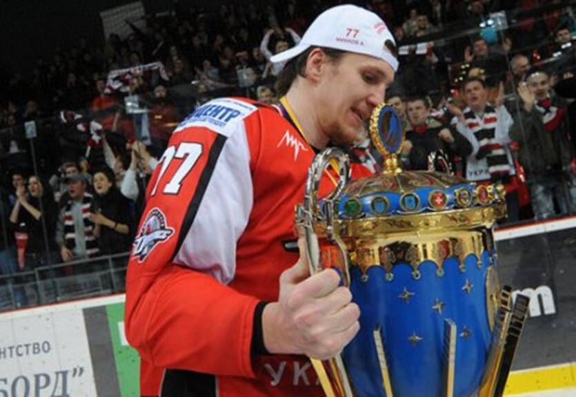 ПХЛ. Михнов перешел в Беркут