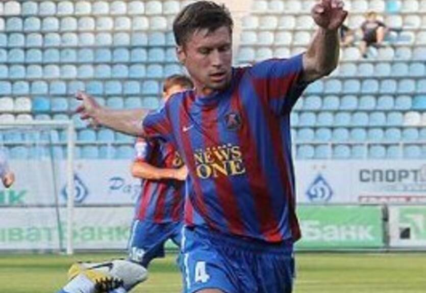 Симоненко продлил контракт с Арсеналом