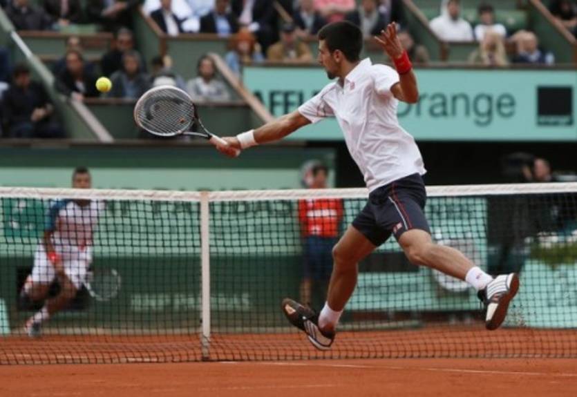 Джокович с боями вышел в полуфинал Ролан Гаррос